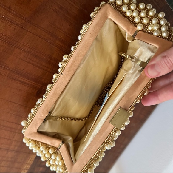 Anthropologie Santi Gemelli Clutch Pearl Chain Gold Taupe Summer Wedding - Picture 6 of 7